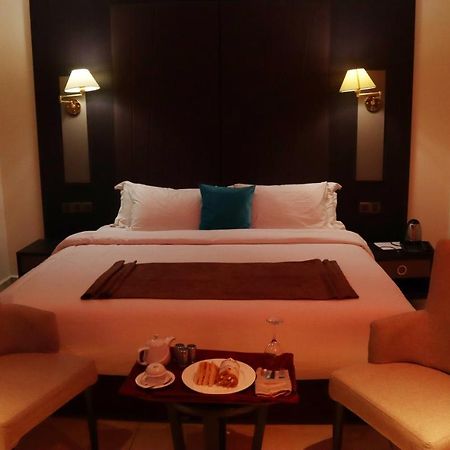 Monty Suites Calabar Exterior photo